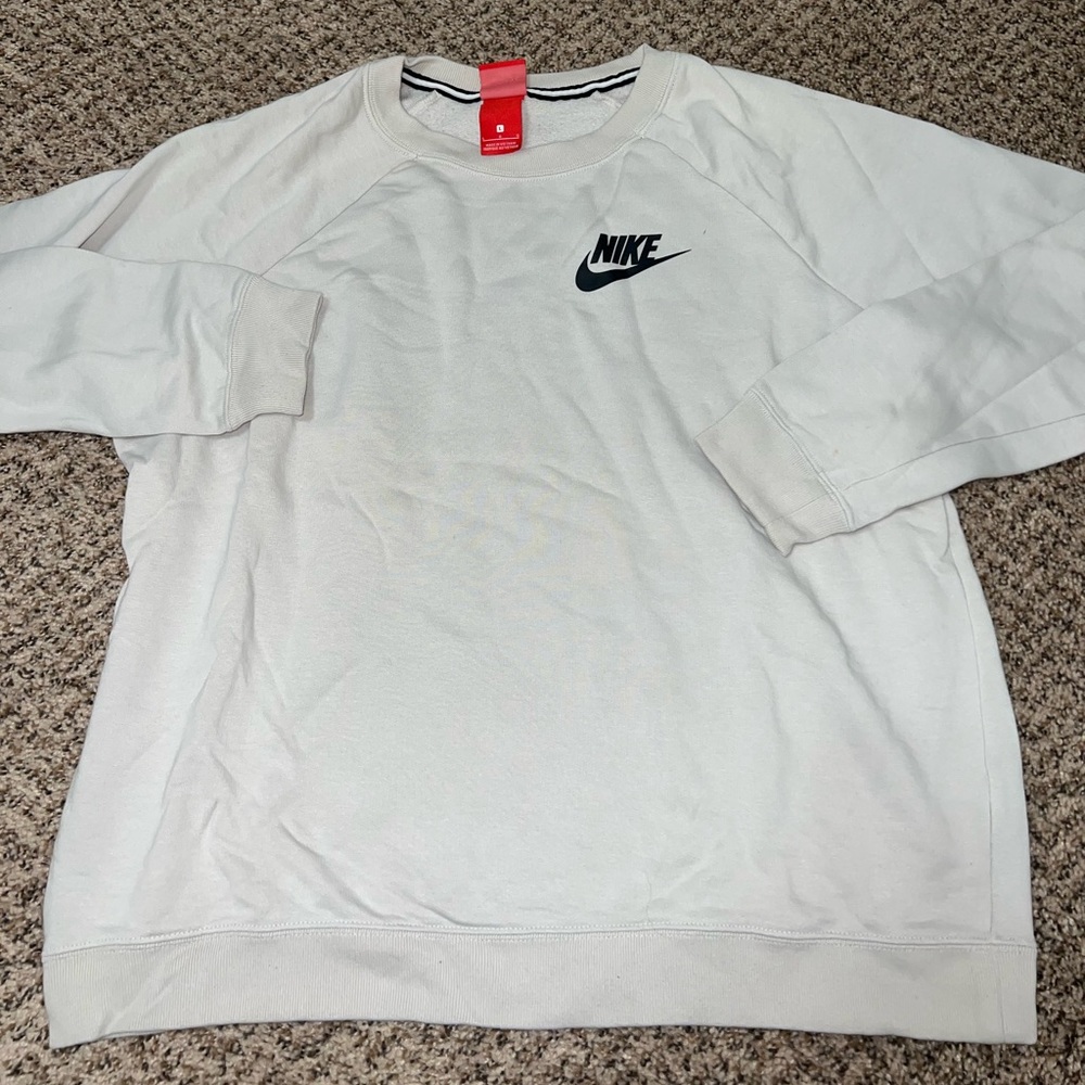 Women’s Nike Crewneck